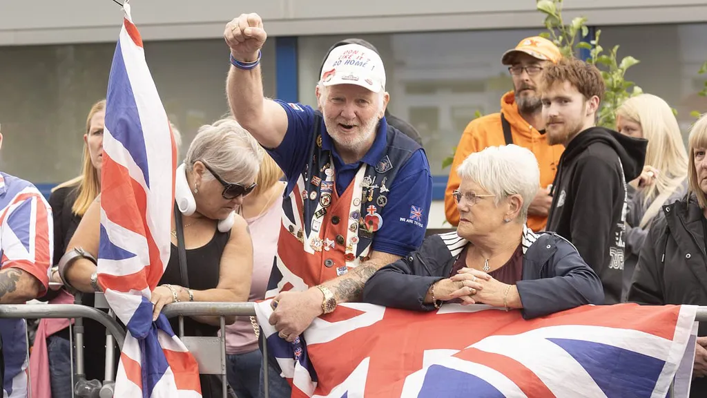Angry protestors vow weeks of demos over asylum row