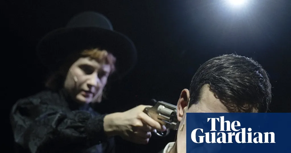 Play about fascism causes violent scenes at German theatre