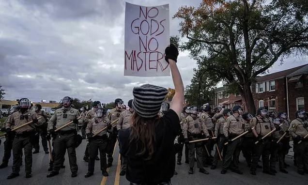 What to know about National Guard deployments in Memphis,...