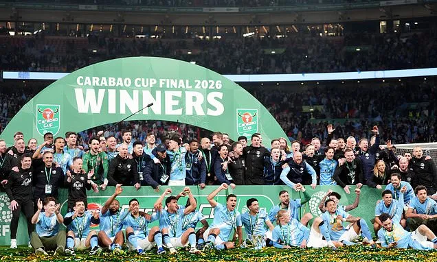 Monday´s briefing: City end Arsenal quadruple dream and pressure on...