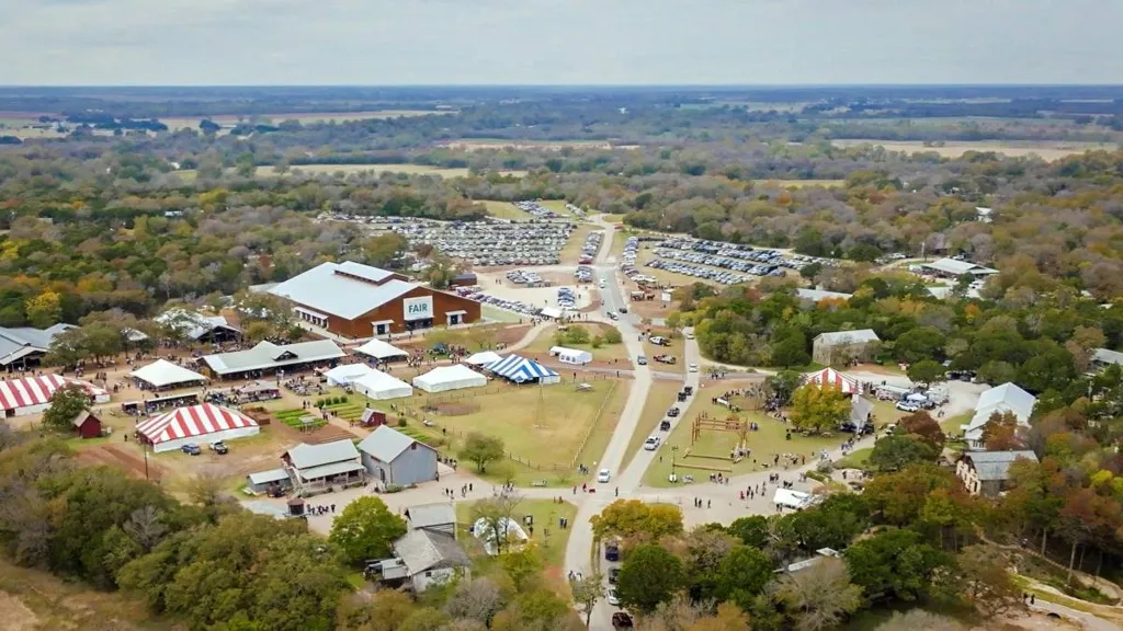 37th Annual Homestead Heritage Fair and Holiday Market Offers Three Weekends of Fun, Food, and Holiday Shopping