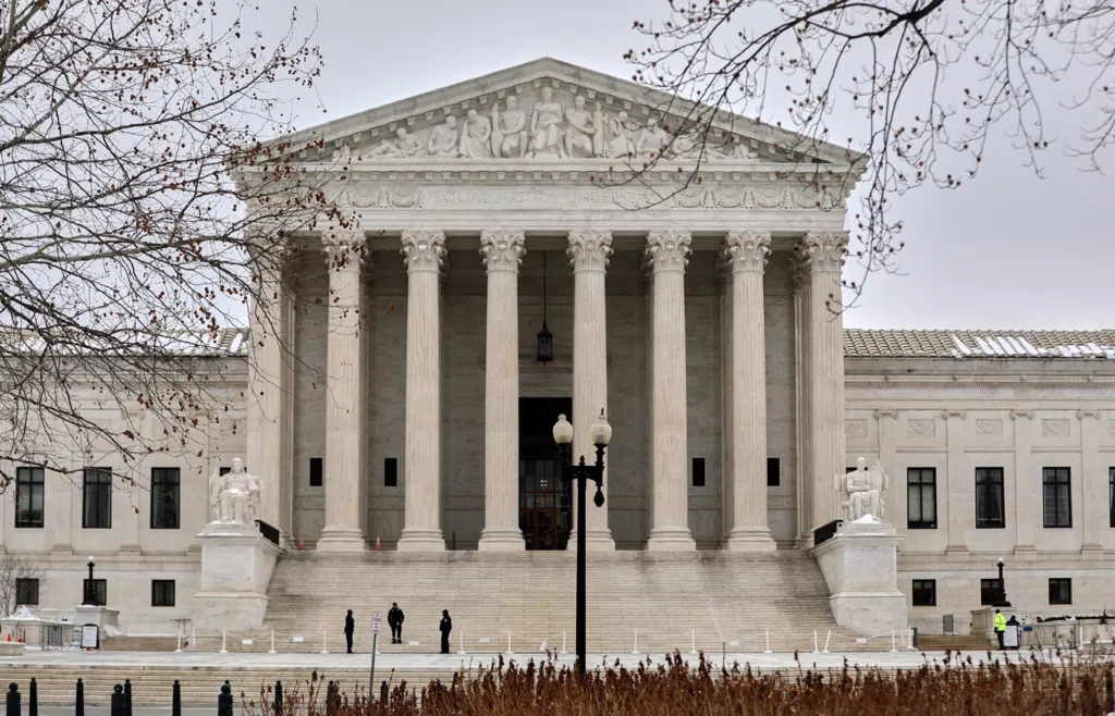 Supreme Court could loosen law barring marijuana users from owning guns - KTAR.com