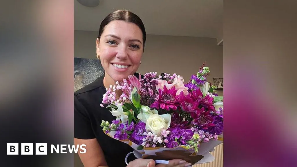 'I quit my job over health anxiety - now life's a bed of roses'