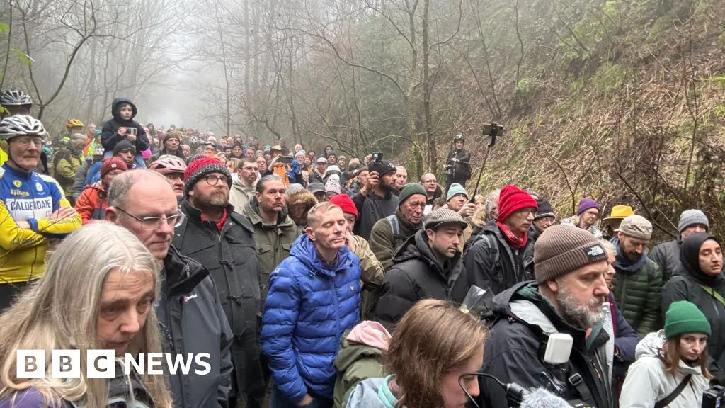 Protest held against decision to fill in Queensbury Tunnel