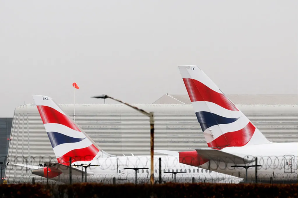 Internet can't cope with reason man says he bought $3,500 worth of purses