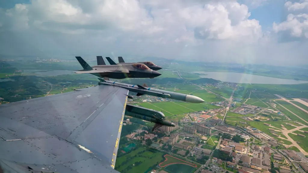 US flexes stealth jet muscles at North Korea