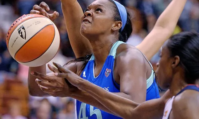 2-time WNBA champion Kara Braxton dies at 43 after being in a car...