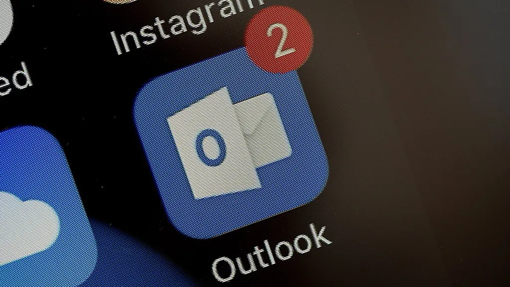 Microsoft Outlook goes down across the US