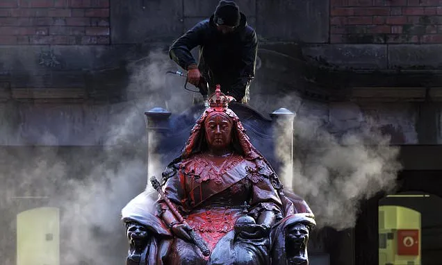 Statue of Queen Victoria in hospital complex vandalised in paint...