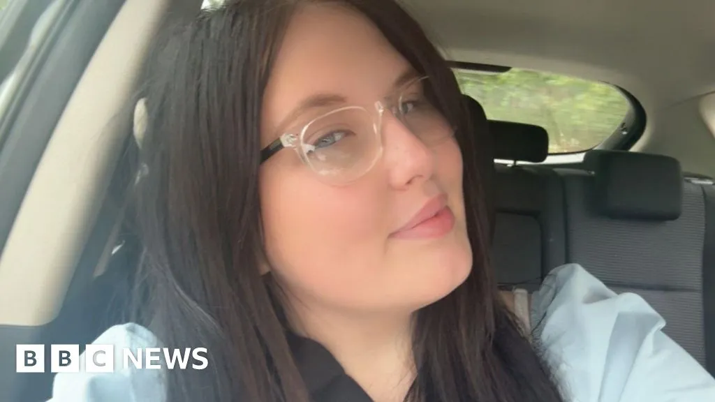 Wiltshire teenager calls for more 'amazing' families to foster