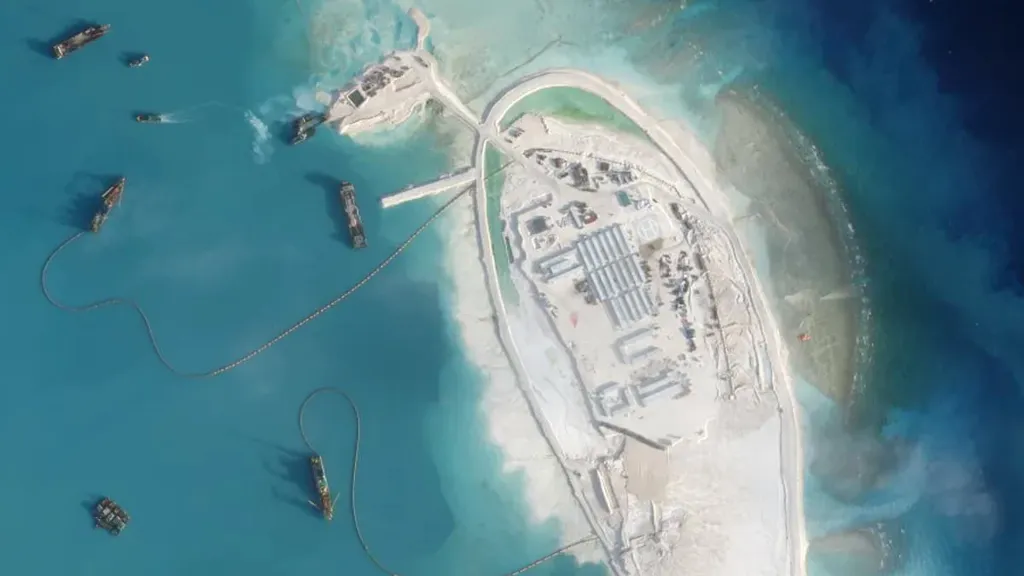 China builds Great Wall of Sand: Campaign to turn islands into bases