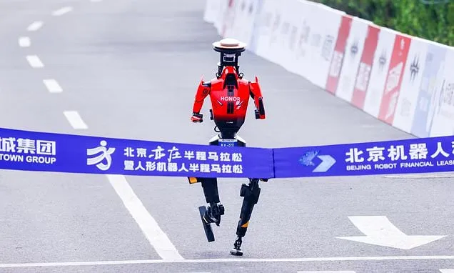 Watch the moment a robot WINS the Beijing half marathon