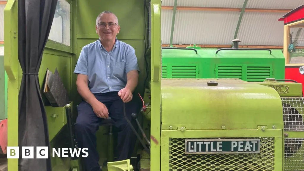 Crowle Peatland Railway: Little trains in land of the Tiddy Mun