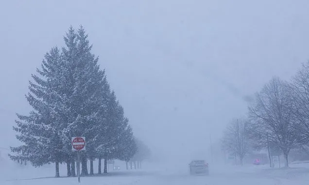 How big winter storms create snow, sleet and freezing rain