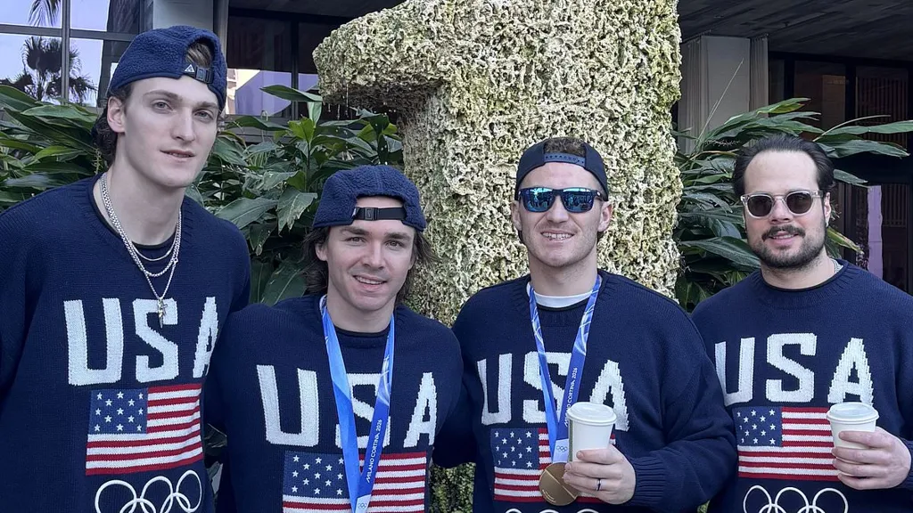 Hungover US hockey stars grab coffee and head to DC to meet Trump