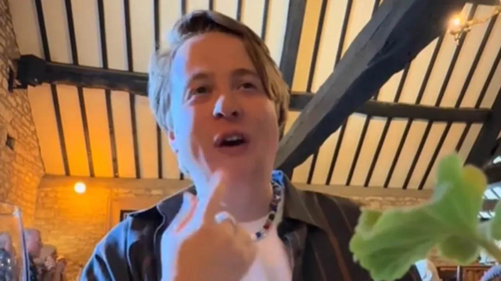 Big Brother star and food critic savages Jeremy Clarkson's pub