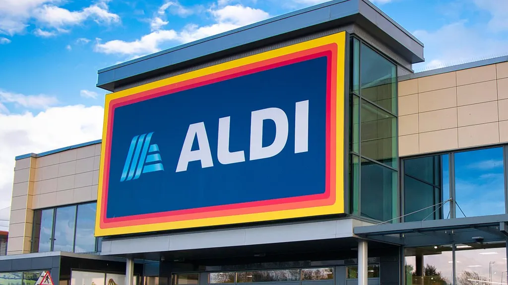 Aldi puts two-bottle limit on Crémant De Loire as it slashes the price