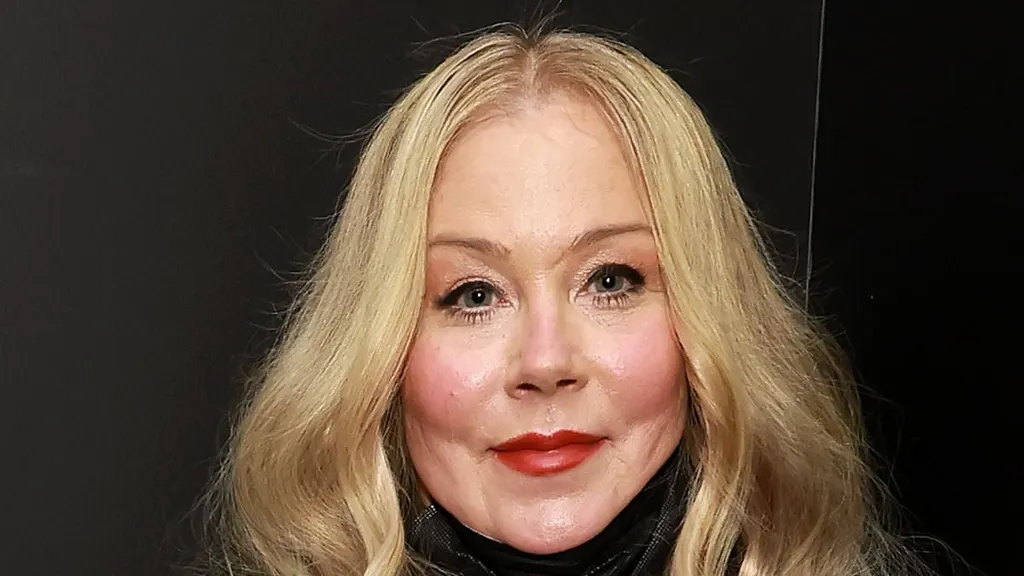 Heartbreaking reason why Christina Applegate is writing new memoir