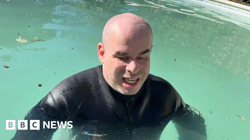 Blind wild swimmer from March appeals for regular chaperone