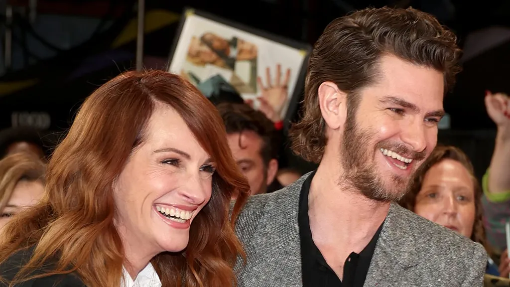 Julia Roberts joins co-star Andrew Garfield at After the Hunt premiere