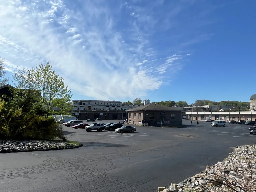 Hamden industrial park with Space Ballroom, Skiro Studios sold for $2.8M; no changes planned