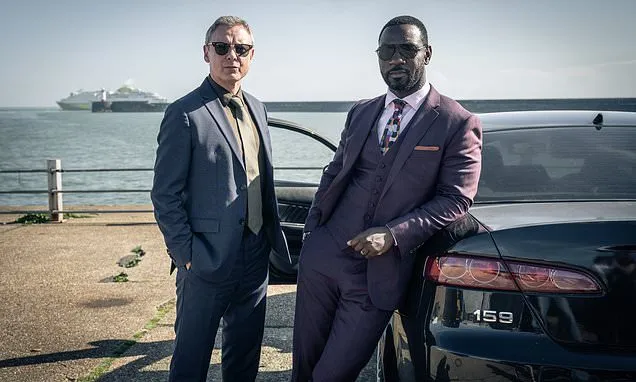 Crime drama fans overjoyed as 'one of best shows ever' returns to ITV