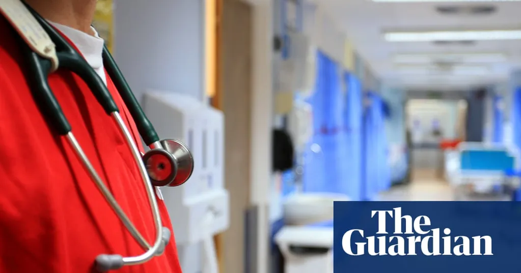 NHS physician associates should not diagnose untriaged patients, review finds