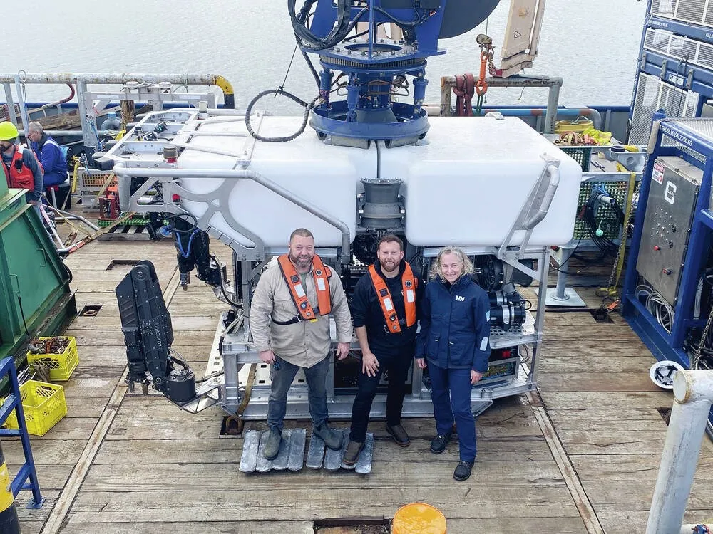 Deep-ocean vehicle gets sea trial this week off Island's coast