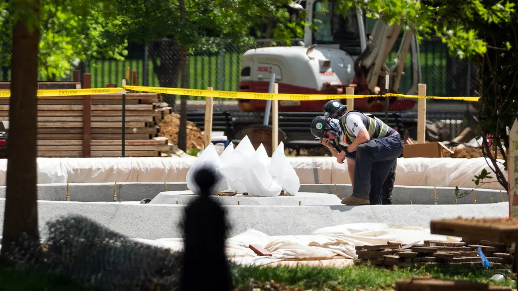 Firm Building Trump's Ballroom Got a Secret No-Bid Contract for a Nearby Job