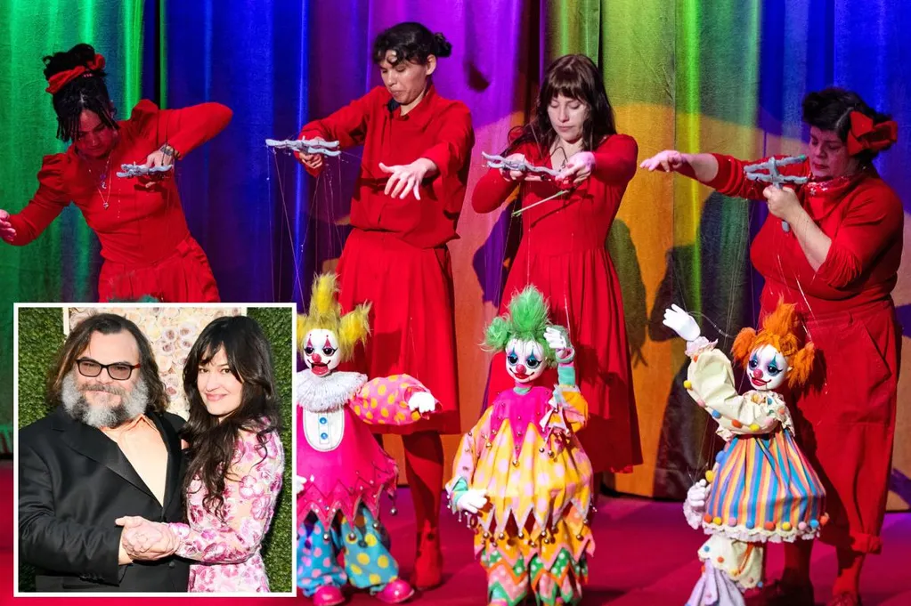 Quirky LA institution now asks public for money  --  after taking millions from elite donors