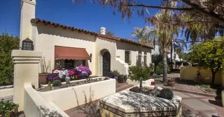 Historic neighborhoods try to repel Arizona's high-density housing push