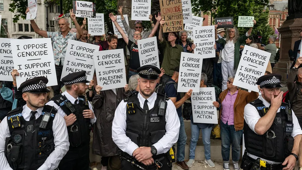Palestine Action 'sets up a secret website' to recruit new members