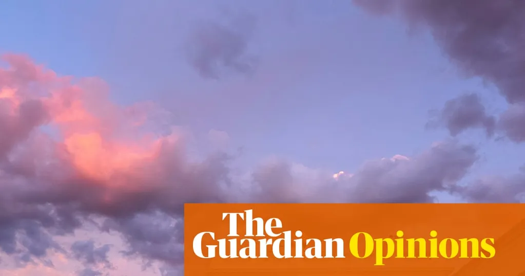 Why are White House journalists partying with Trump? | Margaret Sullivan