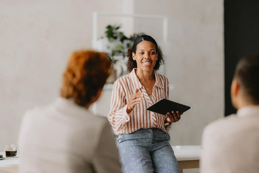 5 ChatGPT Prompts To Find Your Next Million-Dollar Idea