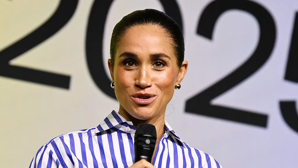 Meghan Markle shows off her calligraphy with another As Ever product