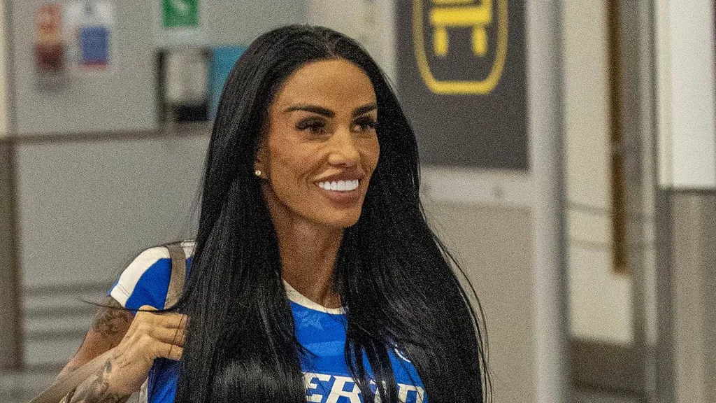 Katie Price heads to Dubai to reunite with husband Lee Andrews