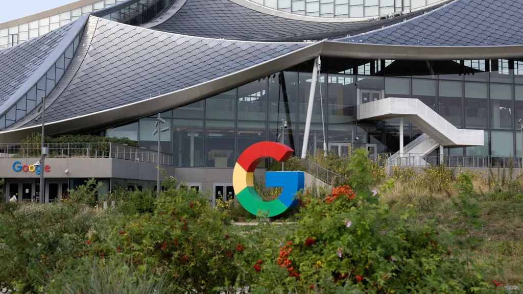 JPMorgan's top internet stock picks for next year