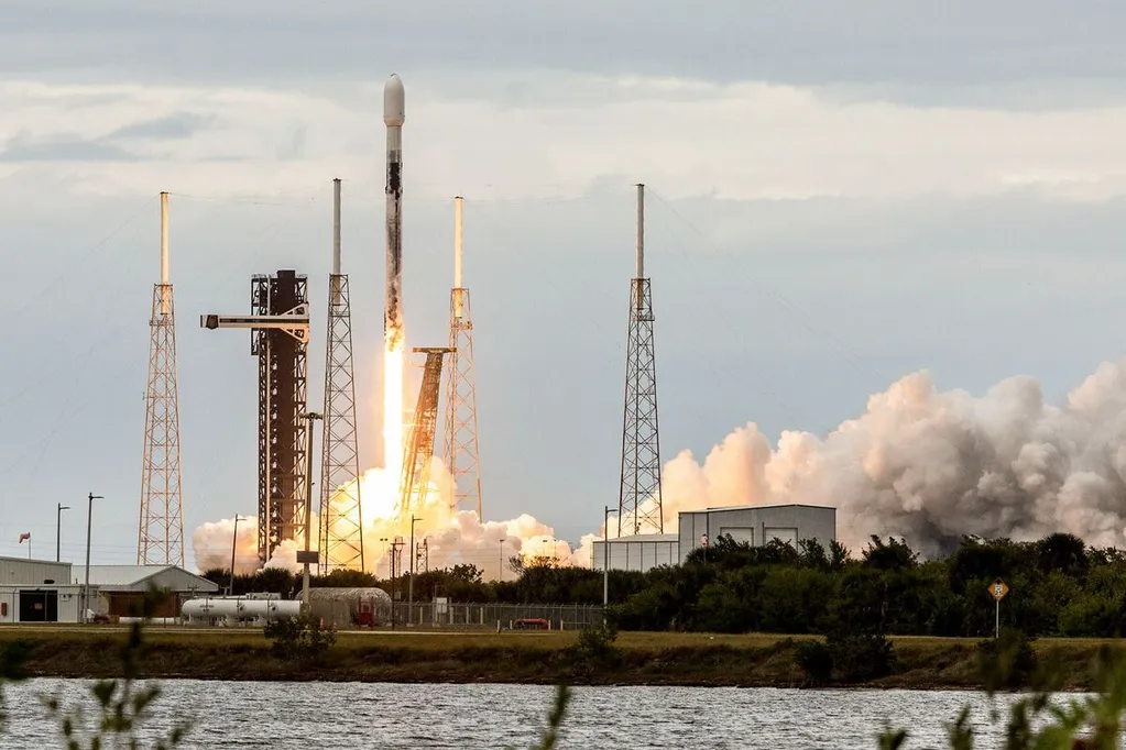 Alphabet Poised for $100 Billion Windfall on SpaceX Investment