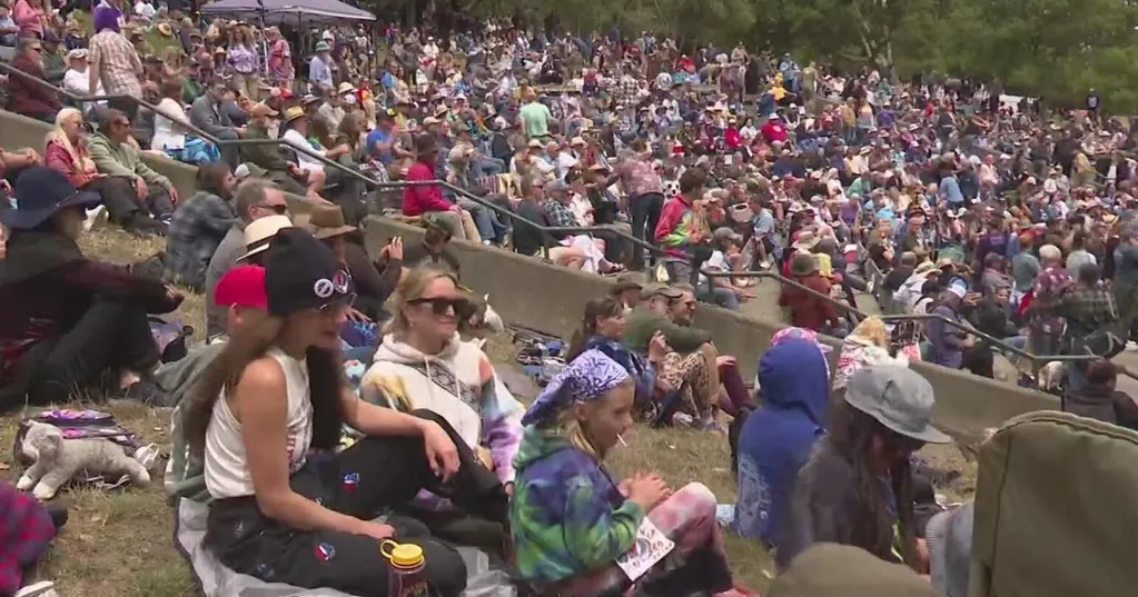 Deadheads flock to Golden Gate Park for second day of Grateful Dead's 60th anniversary celebrations