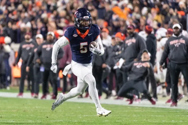 UVA ranked 16th, JMU 19th in both major football polls