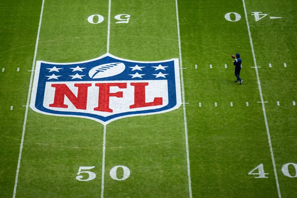 NFL Owners Meeting Roundup: Flag Football, PE Investment and Media Rights Standoff