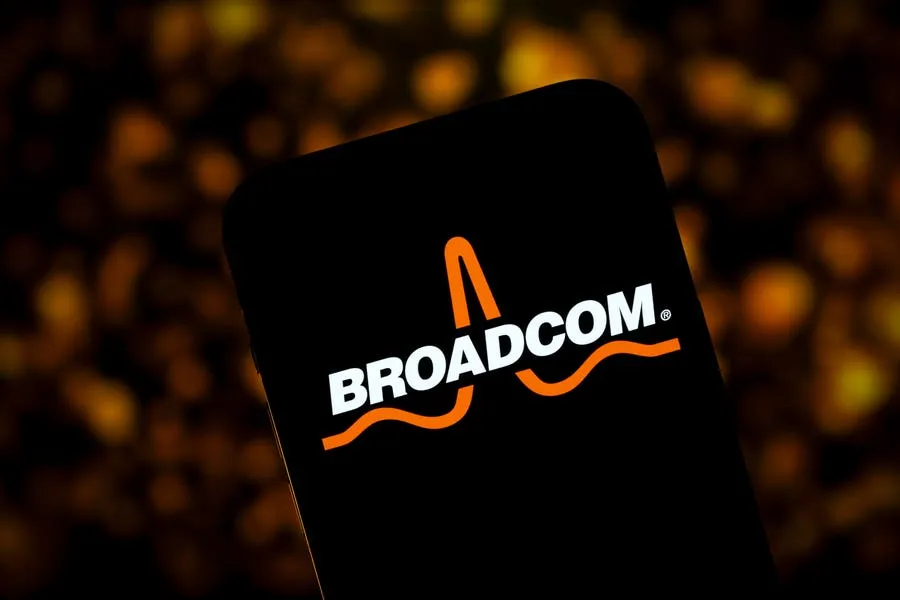Why AT&T's Suing Broadcom Over Forced VMware License Changes