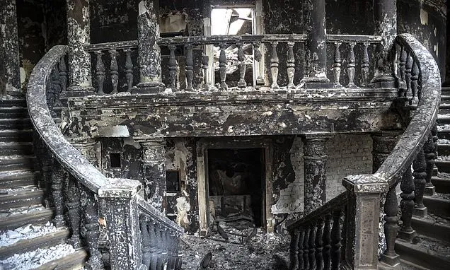 UK sanctions Russian intelligence officers who targeted Mariupol...