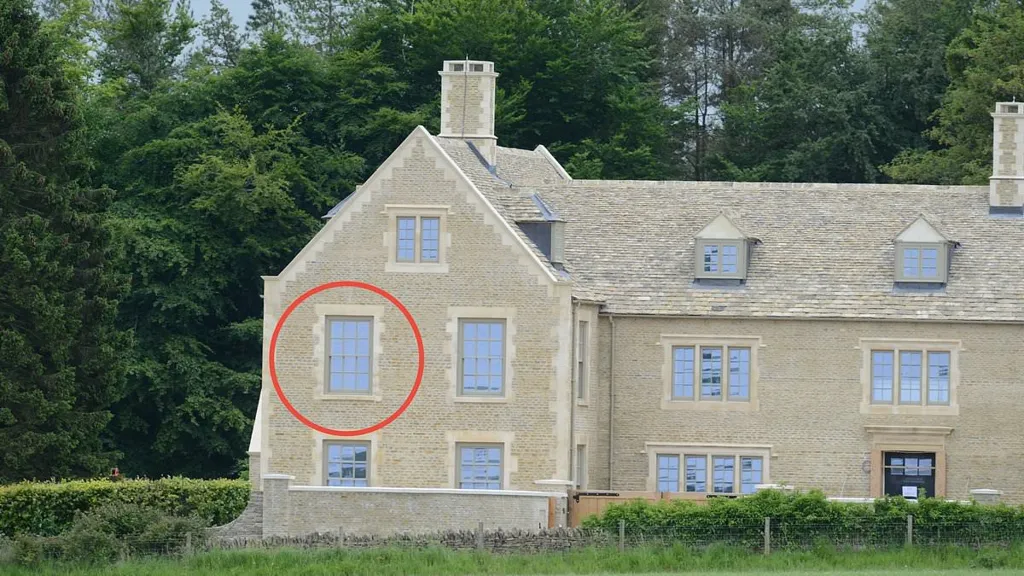 Calvin Harris installs 'privacy glass' at his £3.6m Cotswold mansion