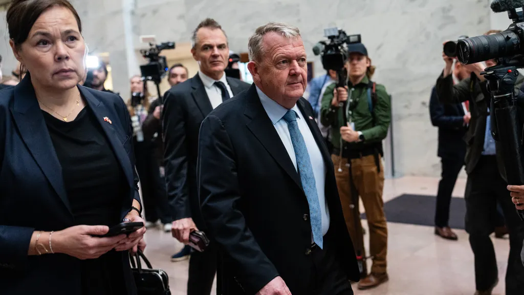 A White House Meeting Leaves Trump and Denmark at Odds Over Greenland