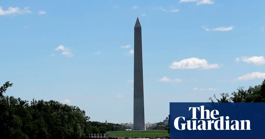 No-bid contract to turn DC's reflecting pool blue goes to firm with ties to Trump