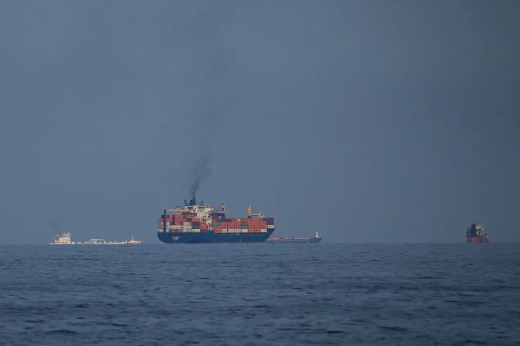 European Leaders Offer Military Help to Secure Strait of Hormuz