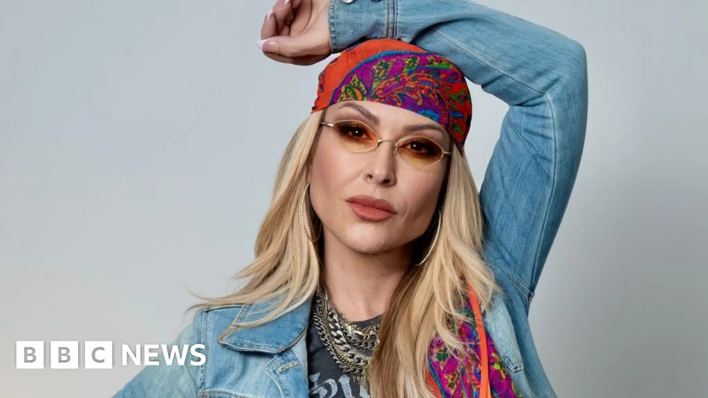 Anastacia: Arnold Schwarzenegger made me sing the same song 12 times