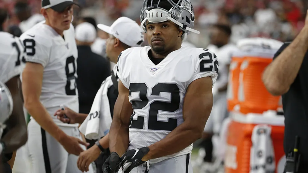 Doug Martin, former Oakland Raiders running back, dies in police custody: report