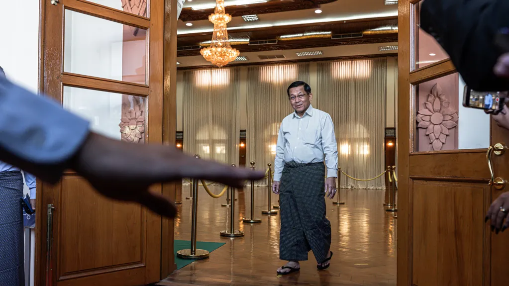 In Myanmar, Junta Leader Eyes the Title of President